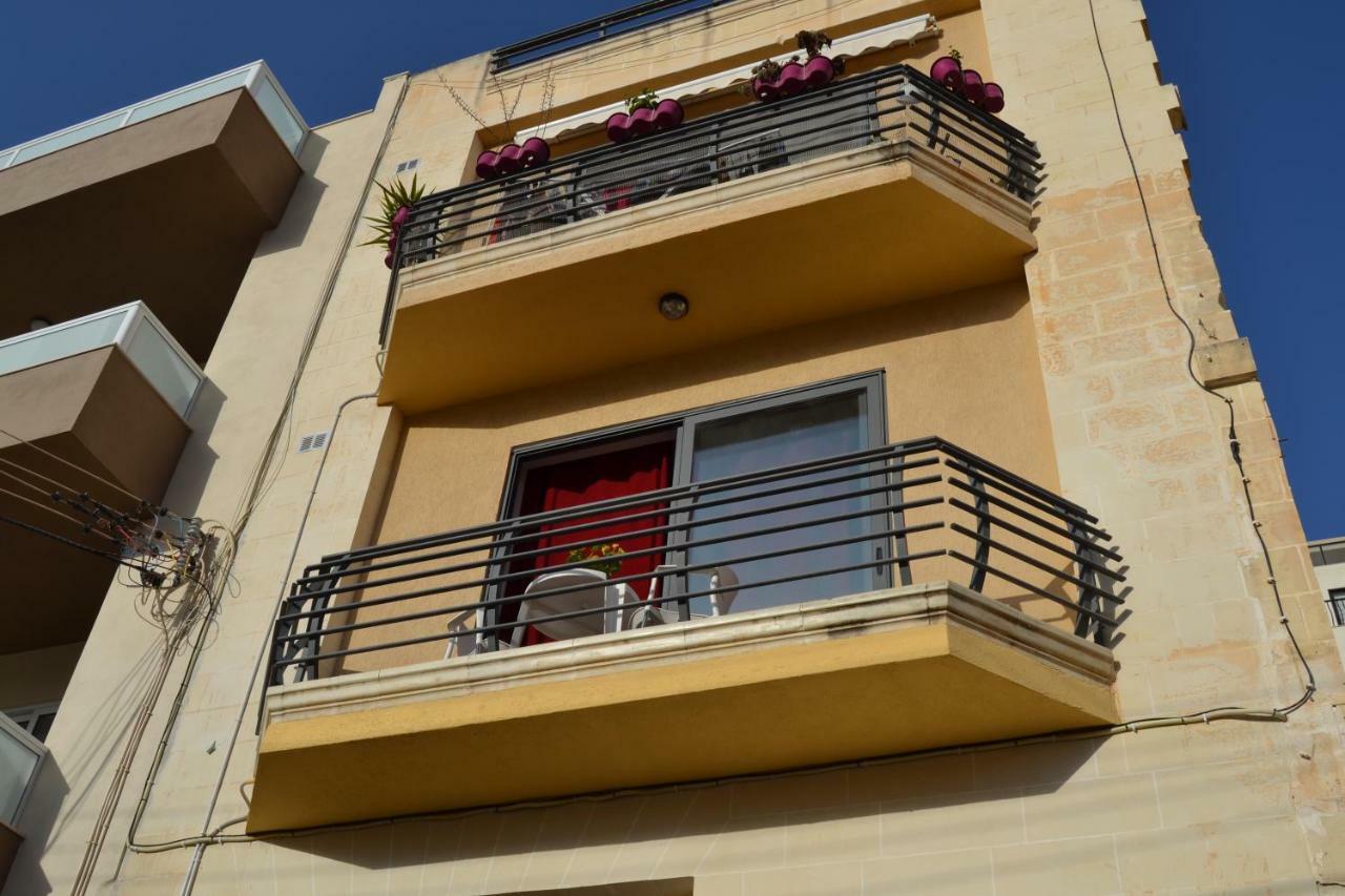 Mellieha Town Centre Bright & Spacious 3 Bedroom Apartment Esterno foto