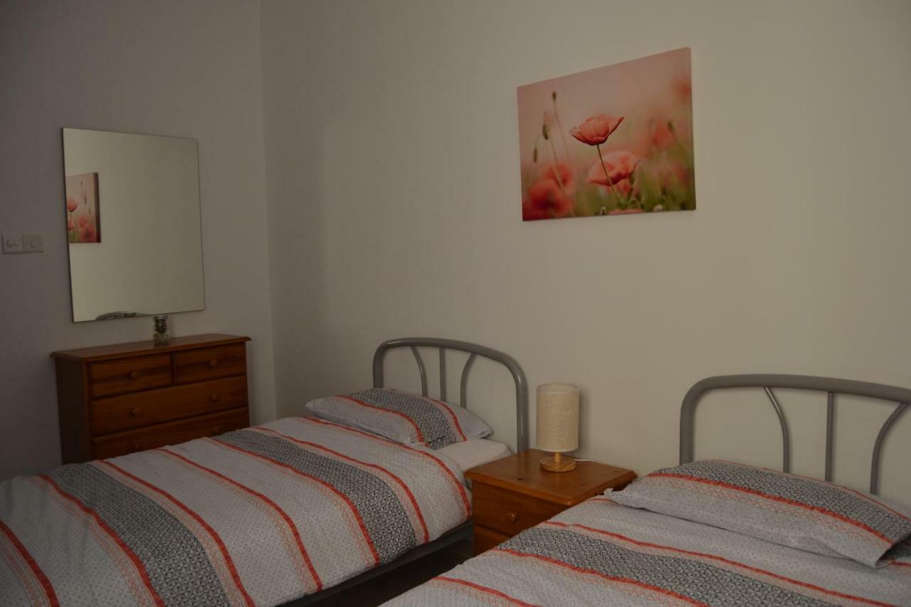 Mellieha Town Centre Bright & Spacious 3 Bedroom Apartment Esterno foto