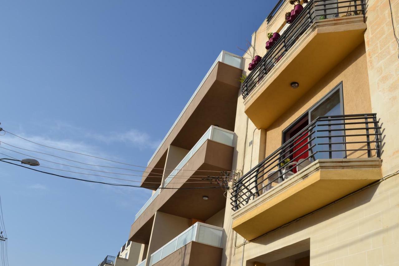 Mellieha Town Centre Bright & Spacious 3 Bedroom Apartment Esterno foto