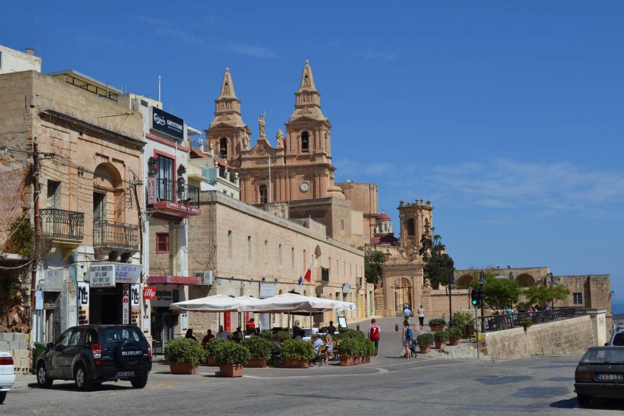 Mellieha Town Centre Bright & Spacious 3 Bedroom Apartment Esterno foto